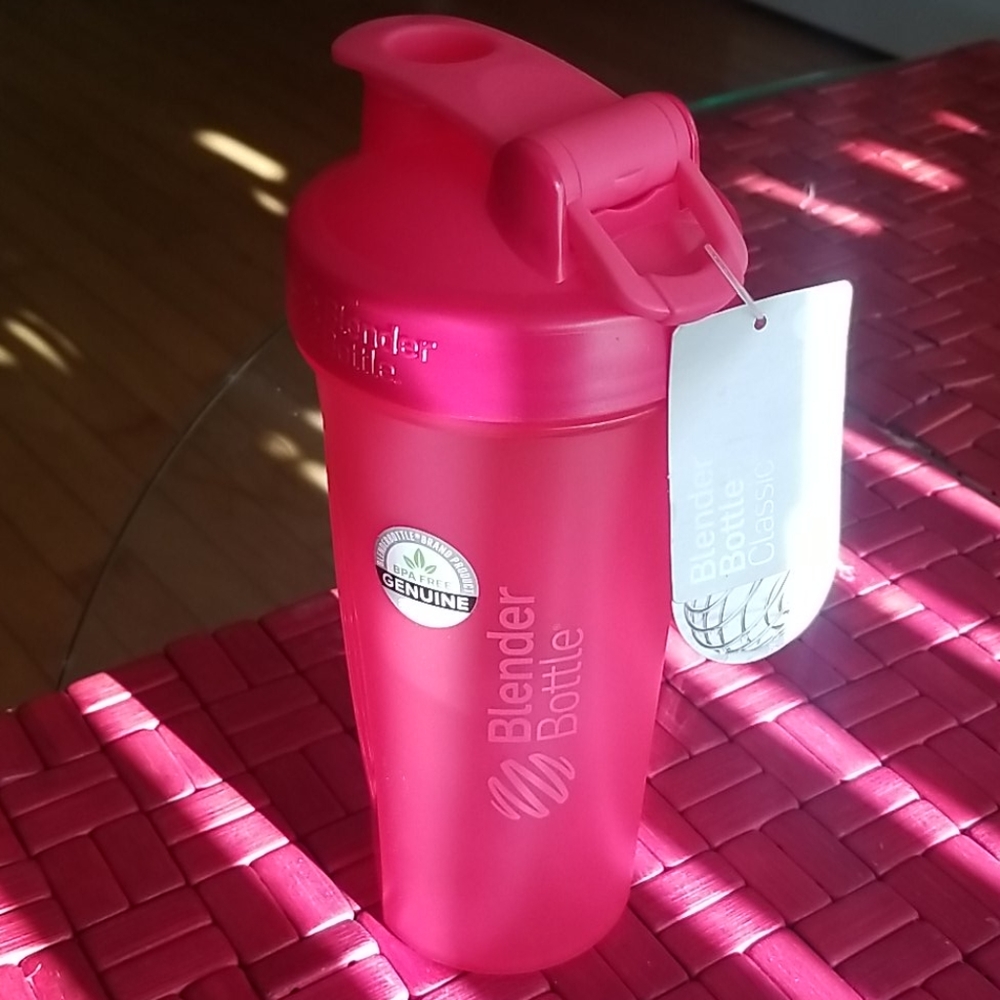 Tall Pink Blender Bottle 28oz